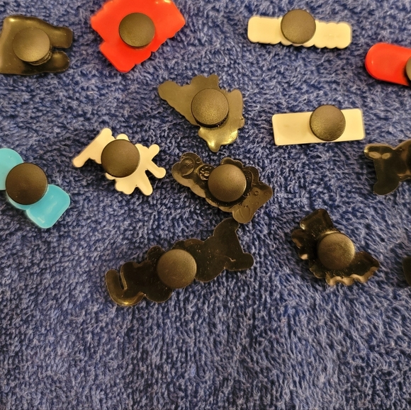 Shoe Charms-Garden Shoes, Croc Hi top sneakers style - Picture 2 of 2